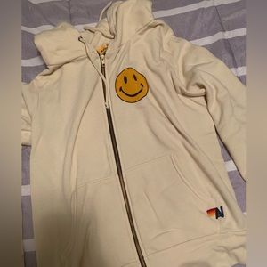 AVIATOR NATION VINTAGE WHITE SMILEY HOODIE XL